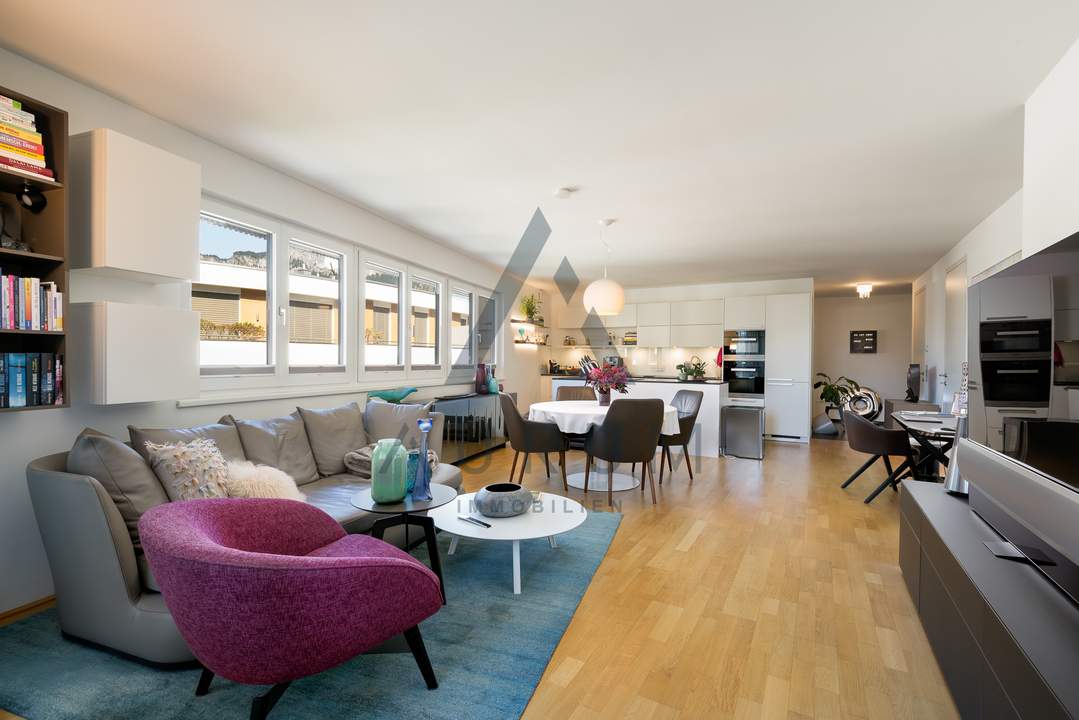 Stilvolle und komplett möblierte Wohnung in zentraler Lage