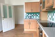 Terrassengartenwohnung - 3 Schlafzimmer plus großer Küche- Geräumig, Günstig, Selten!