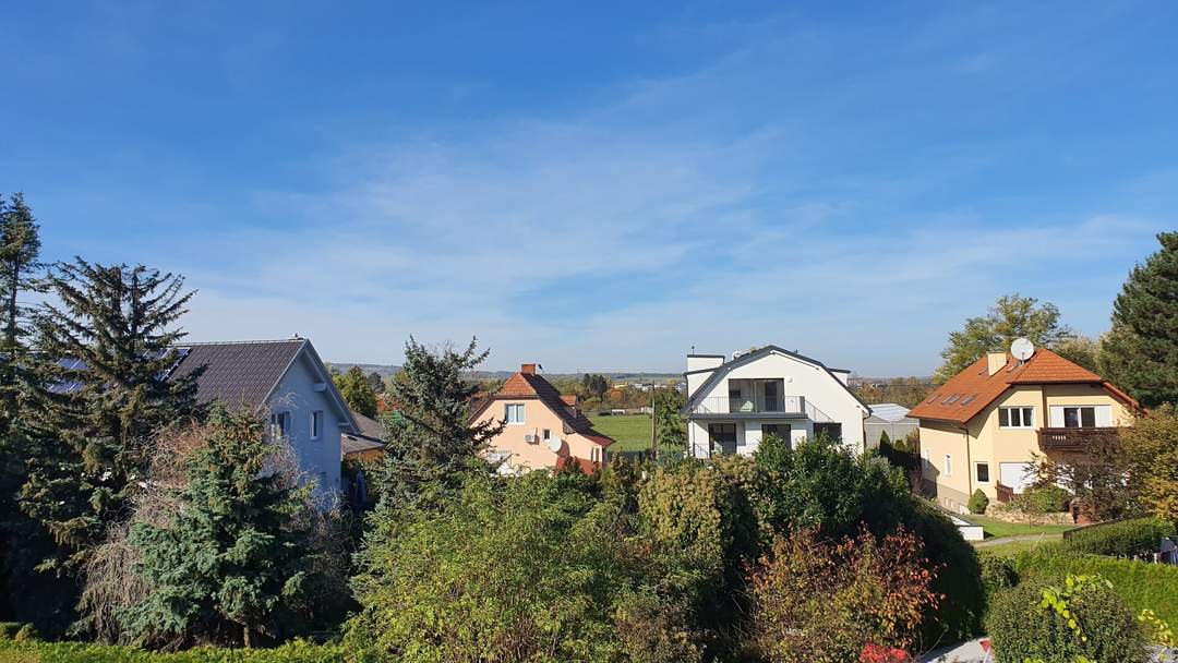 Zinshaus mit 5 Wohneinheiten, 5 KFZ Garagenplätze, Balkone, Garten (vermietet)