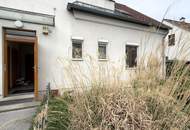 Exklusive Wohneinheit im Eckreihenhaus mit Luxusgarten &amp; Pool // Exclusive unit in a corner townhouse with a luxurious garden and pool //