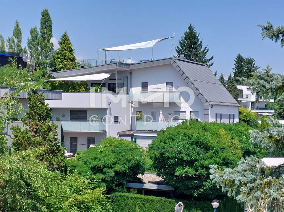 RUCKERLBERG: TRAUMHAFTE 2-ZI. GARTENWOHNUNG MIT CARPORT