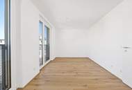 PROVISIONSFREI! 3-Zimmer-Dachgeschoß mit urbanem Fernblick und Terrasse