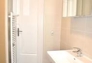 Sehr gepflegte, lichtdurchflutete 3-Zimmer Mietwohnung mit Blick auf die Baumkronen – Heizung, WW inklusive