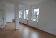 PROVISIONSFREIE, TRAUMHAFTE, SEHR GEPFLEGTE 2-ZIMMER-GARTENWOHNUNG IN TOPLAGE IM ZENTRUM