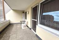 TOPGEFPLEGTE WOHNUNG MIT GROSSER LOGGIA UND GRÜNBLICK