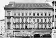 Entwicklungspotenzial - Rohdachboden für bewilligten DG-Ausbau in ansprechendem Gründerzeithaus!