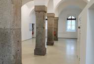 DRAGONER HÖFE: Büro-/Atelier-/Ordi-/Geschäftsfläche exklusiv u. einzigartig - Gewölbe, Granitsäulen, beeindruckende Raumhöhe...- weitreichender Gestaltungsfreiraum in historischen Gemäuern - optionale Lagerfläche mit 27 m²