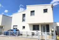 Im Pool planschen und entspannen - wunderschönes Haus in Alland