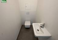 Geräumige 2-Zimmer Wohnung inkl. Einbauküche und Freifläche - ab sofort verfügbar!