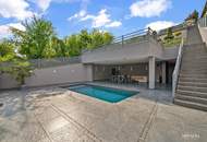 Energieeffiziente Villa mit Pool &amp; unverbaubarem Waldblick