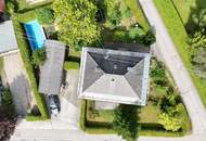 Vielseitiges Haus mit zwei Einheiten, guter Anbindung und eigenem Pool