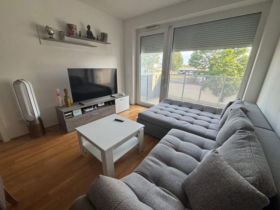 Günstige Neubauwohnung mit großer Süd-Loggia (5,73m²) nahe Akademiepark
