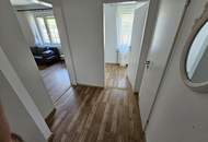 SANIERT: Kleinhaus mit Dachboden auf großem Grundstück in ruhiger Gegend