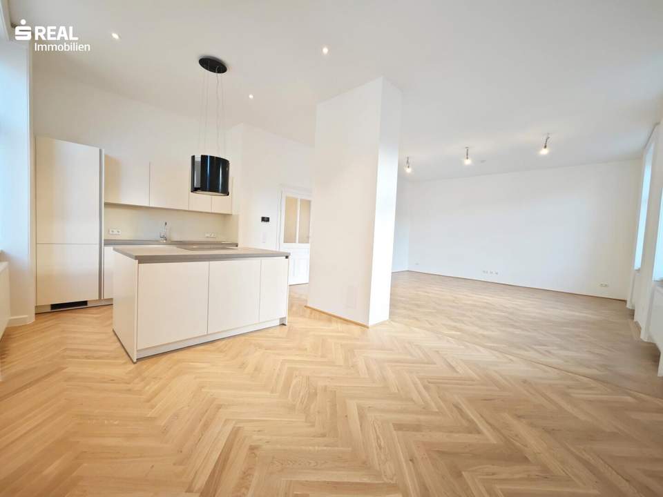 FRISCH SANIERTE 4-ZIMMER ALTBAUWOHNUNG IN DER KANDLGASSE