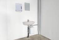 Ebenerdige Halle | modernes, repräsentatives Gelände | nutzbar als Werkstatt, Lager oder Büro | beheizt &amp; mit Wasseranschluss