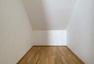 Helle 3-Zimmer-Maisonette-Wohnung mit Balkon &amp; Dachterrasse - verfügbar ab Juni 2026