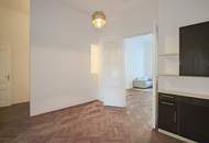 Repräsentatives Wohnen im Stilaltbau mit Balkon