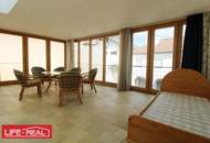 Vielseitige Büro-, Praxis- oder Wohnfläche mit Wintergarten in Bestlage von Bad Zell