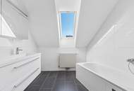 Stilvolles Wohnen auf drei Ebenen mit Dachterrasse & Weitblick. Urban und naturnah zugleich!