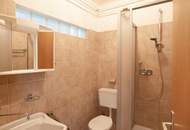 Investitionsmöglichkeit: Drei kompakte Wohneinheiten mit Gemeinschaftsküche