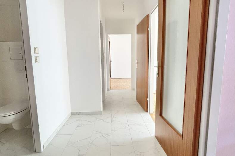 Vollrenovierte 2-Zimmer-Wohnung mit Loggia in zentraler Lage – Jetzt zugreifen!, Wohnung-kauf, 289.000,€, 1140 Wien 14., Penzing