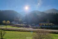 Wohnen im Grünen – Gemütliches Haus mit Balkonblick in die Bergwelt