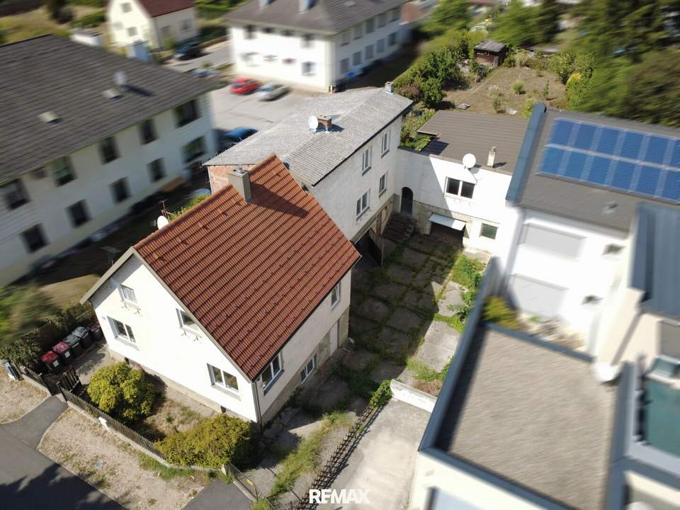 Großzügige Liegenschaft mit Altbestand und großem Garten in Tulln