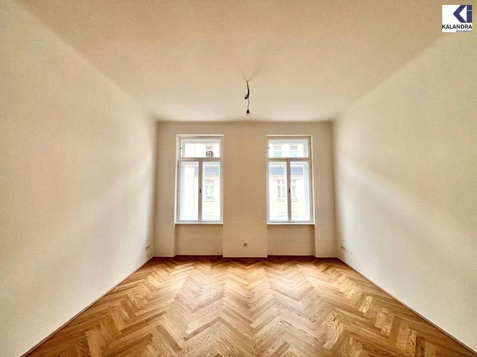 360° TOUR // GENERALSANIERTE ALTBAUWOHNUNG