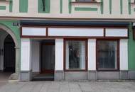 Historisches Geschäftslokal im EG am Hauptplatz von Enns