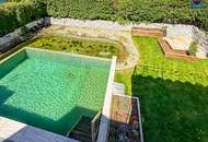 Hochwertig ausgestattete Luxusvilla mit Naturpool am Wolfersberg!