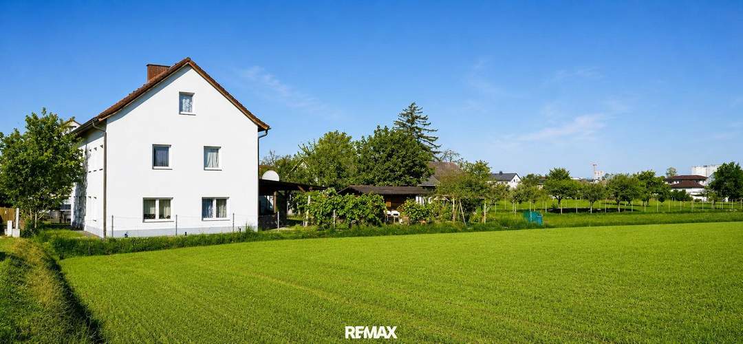 1–3 Familienhaus mit vielen Zimmern in ruhiger Lage