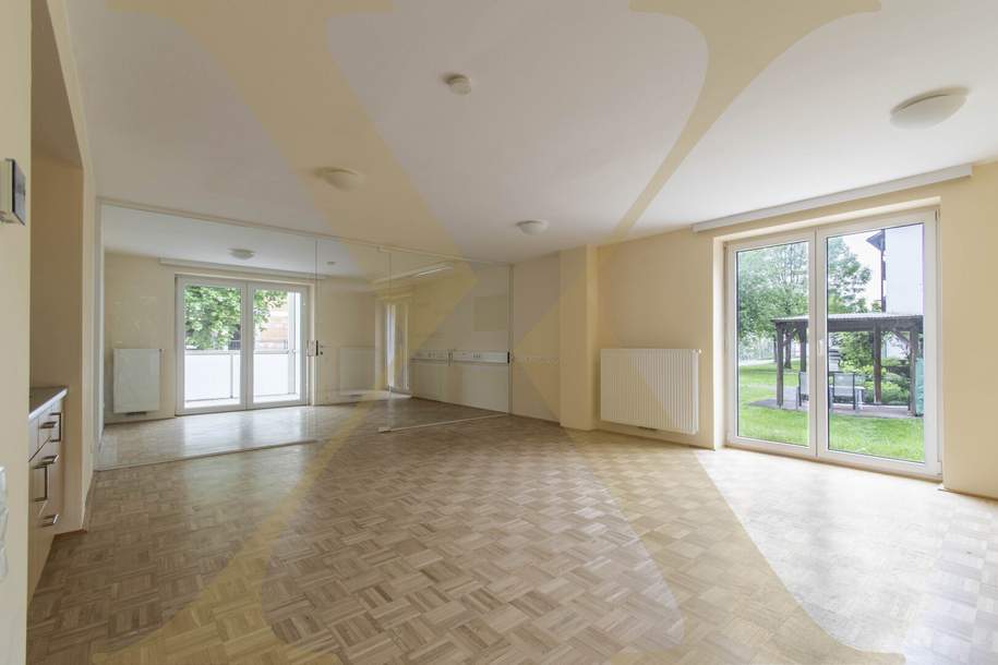 3 MONATE MIETFREI! Helle Büro-/Praxisfläche mit Loggia und Küche in Laakirchen zu vermieten!, Gewerbeobjekt-miete, 800,57,€, 4663 Gmunden