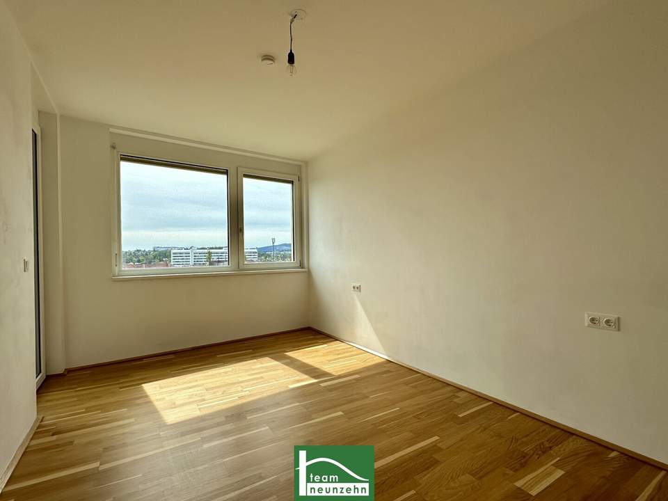 Einziehen und Wohlfühlen: Lichtdurchflutete 2-Zimmer Wohnung mit Einbauküche und Loggia - ab 01.06. beziehbar!
