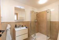 1 Haus -3 Wohneinheiten- 1 Lagerhalle- Ideal für Investoren und Selbstnutzer!