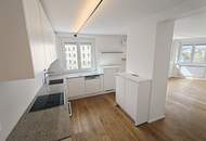 stylische 55m² Dachgeschosswohnung | 2 Zimmer | 23m² Terrasse mit Süd-West Blick | Klimaanlage &amp; Außenjalousien