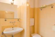 Lichtdurchflutete 3-Zimmer-Wohnung mit zwei Terrassen und Retro-Charme
