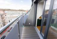 Luxuriöse DG-Terrassen-Wohnung mit Pool und eigener PV- Anlage