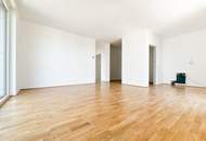 Familienglück im Neubau mit Balkon