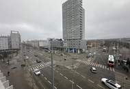 ZU HAUSE AM PULS DER STADT