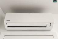 Erstbezug: Luxuriöse Dachgeschoss Wohnung auf einer Ebene mit Balkon in Währinger Toplage! Klimatisiert, Smart-Home!