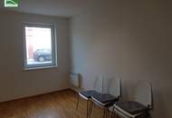 Vielseitig nutzbares Geschäftslokal im Zentrum von Himberg nahe Bahnhof! Strom inklusive!