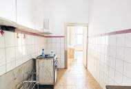 Klassischer Wiener Altbau trifft zentrale Lage – Wohnung mit Charme & Gestaltungsspielraum