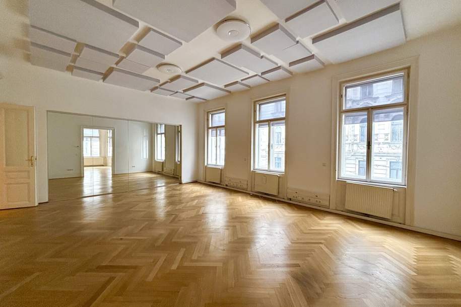 Helles Altbaubüro mit Terrasse in Bestlage – Neubaugasse, 1070 Wien!, Gewerbeobjekt-miete, 4.751,80,€, 1070 Wien 7., Neubau