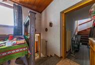 ZENTRUMSNAHES EINFAMILIENHAUS MIT NEBENGEBÄUDE & 1.014 M² GROßEM GRUNDSTÜCK!
