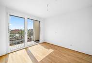 NEUBAU - 3 Zimmerwohnung mit großem Balkon und Fernblick- Inklusive Tiefgaragenplatz!
