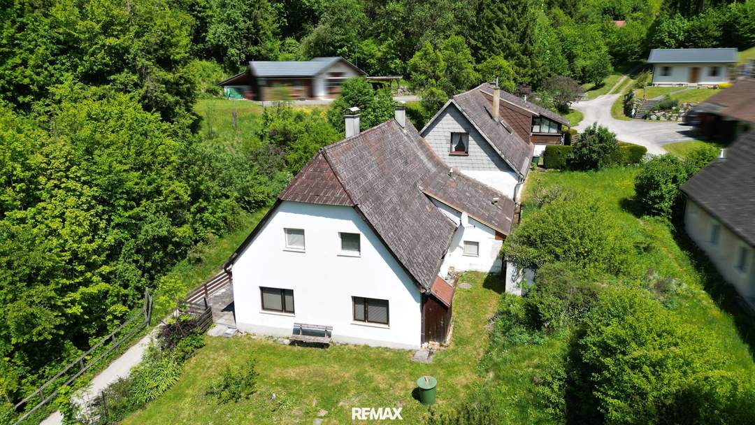 Seltene Gelegenheit in Ruhelage: Viel Platz für Wohnen, Familie oder Vermietung