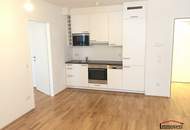 Nette 2-Zimmerwohnung mit Balkon in begrünter Innenhofruhelage (Mietbeginn nach Vereinbarung 1/2026 oder 2/2026)