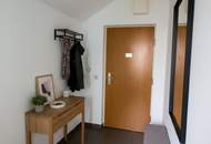 Sonnige Wohnung mit schöner Raumaufteilung, Balkon, 2 Parkplätze