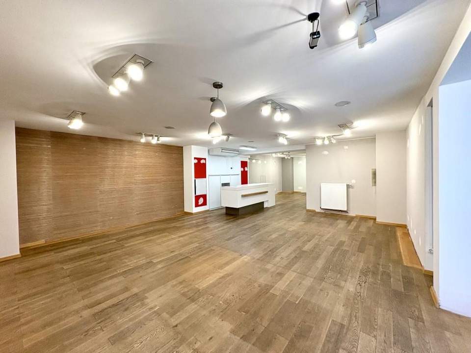 Geschäftslokal am Eck - gut sichtbar