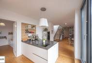 Einzigartige DG-Wohnung mit Loft-Charakter und Terrassen (rd. 165m²) inkl. atemberaubendem Fernblick